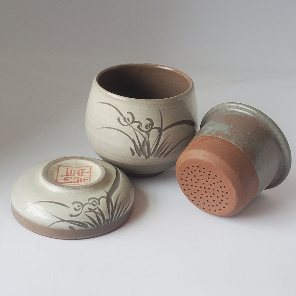 Oriental Flower Design Covered Ceramic Tea Cup with Filter Vintage Signed